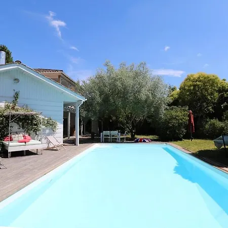 Havre De Paix - Grande Maison En Bois & Piscine Semesterbostad *