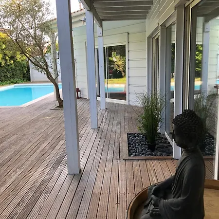 Casa vacanze Havre De Paix - Grande Maison En Bois & Piscine *