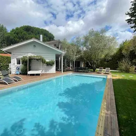 Havre De Paix - Grande Maison En Bois & Piscine