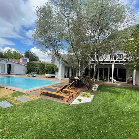 Casa vacanze Havre De Paix - Grande Maison En Bois & Piscine