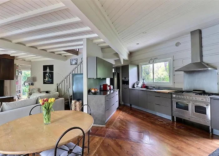 Havre De Paix - Grande Maison En Bois & Piscine Casa de Férias *